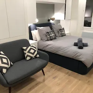 Studio Design Proche Champs-elysees Apartment