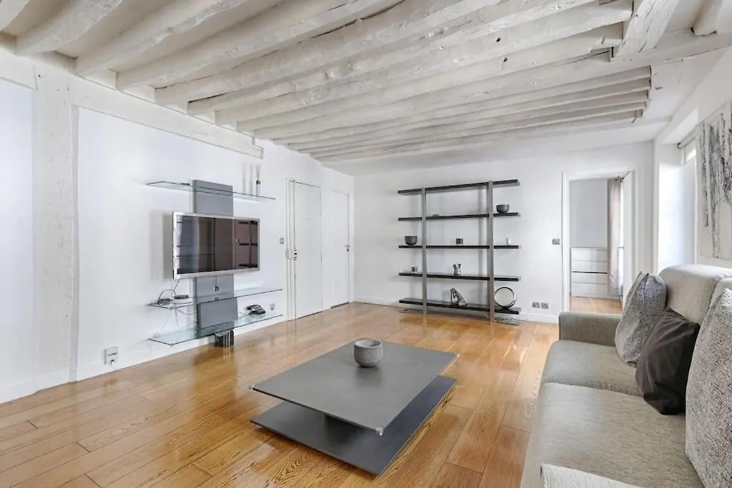 Marais Historical Center Charming Apartment 1Br Paris France