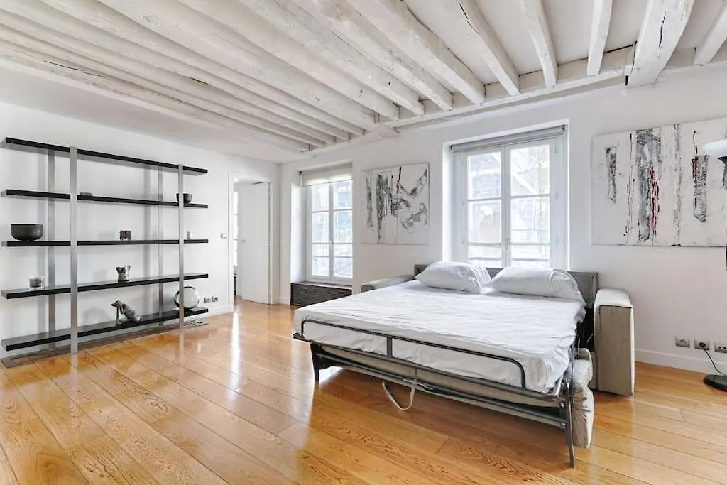 Marais Historical Center Charming Apartment 1Br Paris
